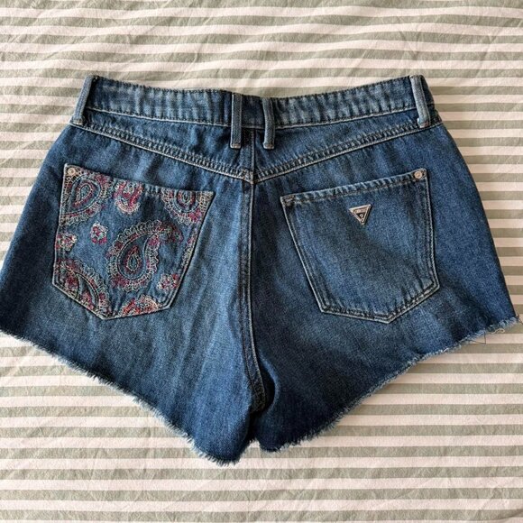 guess Pants - Y 2 K Vintage Guess Denim Shorts D 95 E